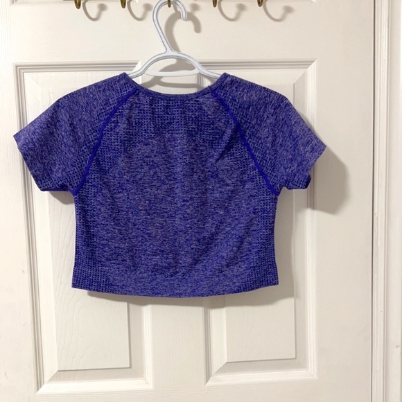 SHEIN Seamless Solid Raglan Sleeve Sports Tee - Picture 2 of 3